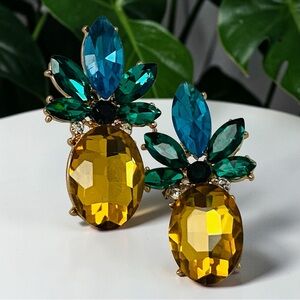 ✨NEW✨ Pineapple Crystal Poolside Vacation Hawaii Summer Stud Earrings
